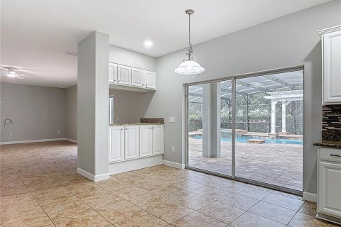 House in Mount Dora, Florida 5 bedrooms, 336.86 sq.m. № 2214281 - photo 27