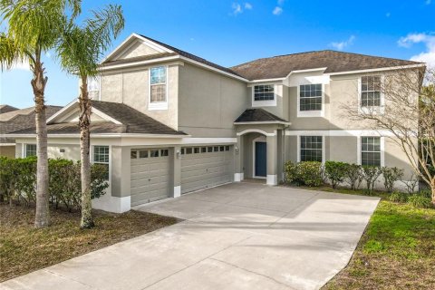 House in Mount Dora, Florida 5 bedrooms, 336.86 sq.m. № 2214281 - photo 9