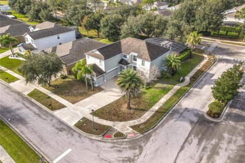 House in Mount Dora, Florida 5 bedrooms, 336.86 sq.m. № 2214281 - photo 5