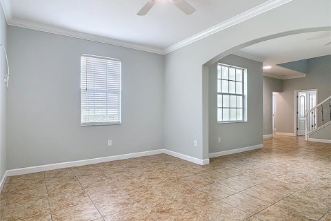 House in Mount Dora, Florida 5 bedrooms, 336.86 sq.m. № 2214281 - photo 18