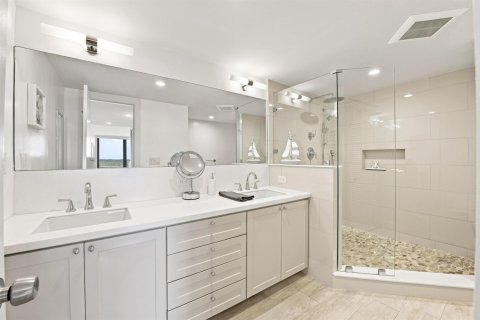 Copropriété à vendre à South Palm Beach, Floride: 2 chambres, 139.17 m2 № 2301682 - photo 14