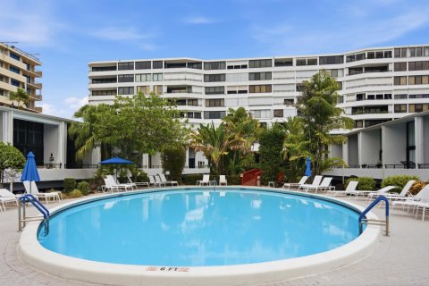 Copropriété à vendre à South Palm Beach, Floride: 2 chambres, 139.17 m2 № 2301682 - photo 2