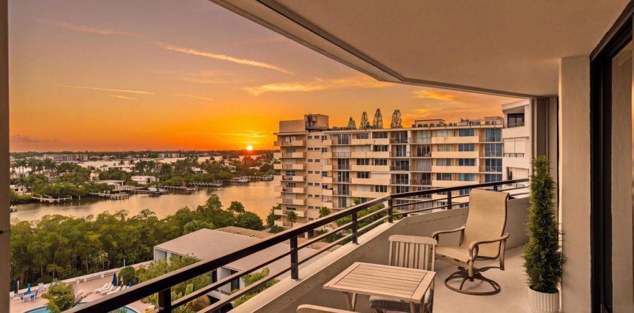 Condo à South Palm Beach, Floride, 2 chambres  № 2301682