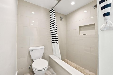 Copropriété à vendre à South Palm Beach, Floride: 2 chambres, 139.17 m2 № 2301682 - photo 16