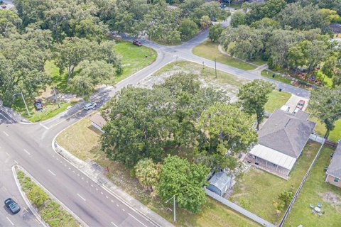 Commercial property in Tampa, Florida 44.59 sq.m. № 1167631 - photo 6