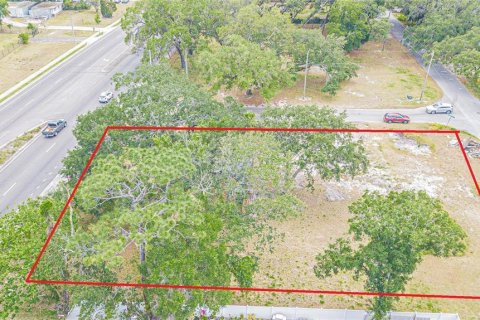 Commercial property in Tampa, Florida 44.59 sq.m. № 1167631 - photo 23