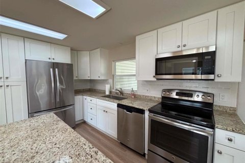 Appartement à louer à Lake Alfred, Floride: 2 chambres, 101.45 m2 № 2099942 - photo 10