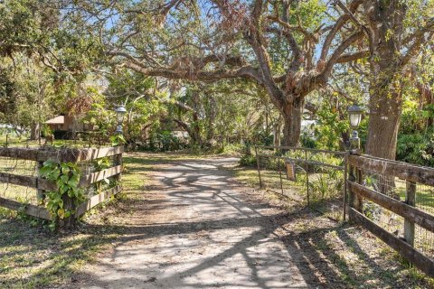 House in Parrish, Florida 2 bedrooms, 223.8 sq.m. № 2219207 - photo 3