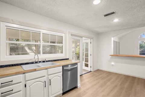 House in Parrish, Florida 2 bedrooms, 223.8 sq.m. № 2219207 - photo 17