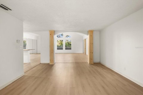House in Parrish, Florida 2 bedrooms, 223.8 sq.m. № 2219207 - photo 10