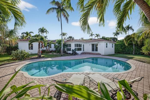 Villa ou maison à vendre à Fort Lauderdale, Floride: 4 chambres, 238.85 m2 № 2089618 - photo 3