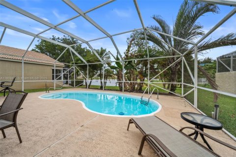 House in Lake Worth, Florida 3 bedrooms, 172.43 sq.m. № 1686139 - photo 9