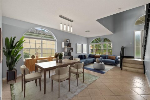 House in Lake Worth, Florida 3 bedrooms, 172.43 sq.m. № 1686139 - photo 28