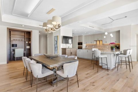 Купить кондоминиум в Сарасота, Флорида 7 комнат, 397.25м2, № 2100786 - фото 17