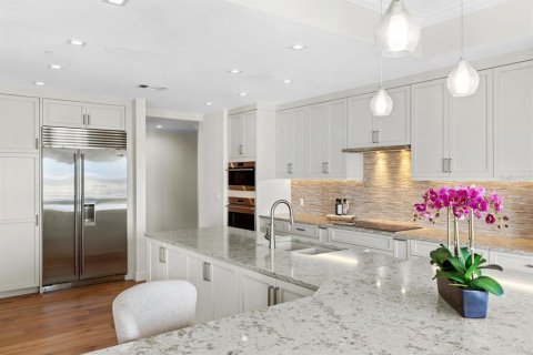 Купить кондоминиум в Сарасота, Флорида 7 комнат, 397.25м2, № 2100786 - фото 23