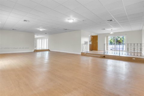 Condominio en alquiler en Homestead, Florida, 4 dormitorios, 307.69 m2 № 1951954 - foto 10