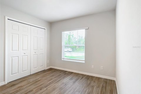 Immobilier commercial à vendre à Port Charlotte, Floride: 6 chambres, 193.79 m2 № 1888621 - photo 11