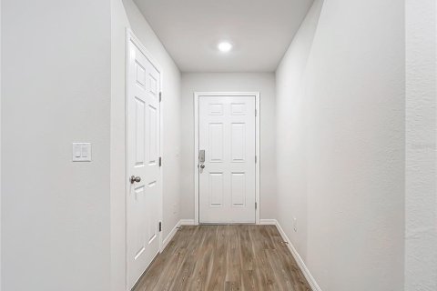 Immobilier commercial à vendre à Port Charlotte, Floride: 6 chambres, 193.79 m2 № 1888621 - photo 3