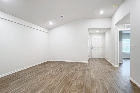 Immobilier commercial à vendre à Port Charlotte, Floride: 6 chambres, 193.79 m2 № 1888621 - photo 5
