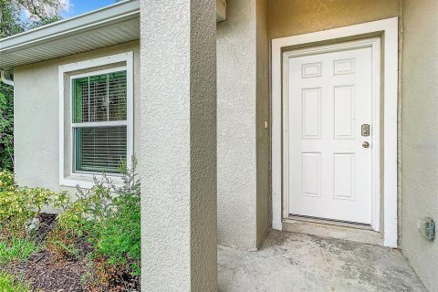 Immobilier commercial à vendre à Port Charlotte, Floride: 6 chambres, 193.79 m2 № 1888621 - photo 2