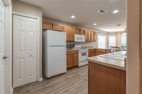 Купить виллу или дом в Окала, Флорида 12 комнат, 154.78м2, № 2322676 - фото 16
