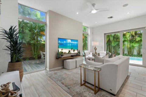 Casa en venta en Sarasota, Florida, 3 dormitorios, 185.53 m2 № 1835527 - foto 13