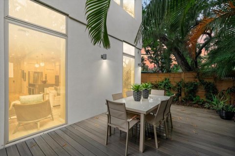Casa en venta en Sarasota, Florida, 3 dormitorios, 185.53 m2 № 1835527 - foto 26