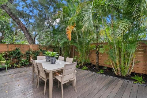 Casa en venta en Sarasota, Florida, 3 dormitorios, 185.53 m2 № 1835527 - foto 25