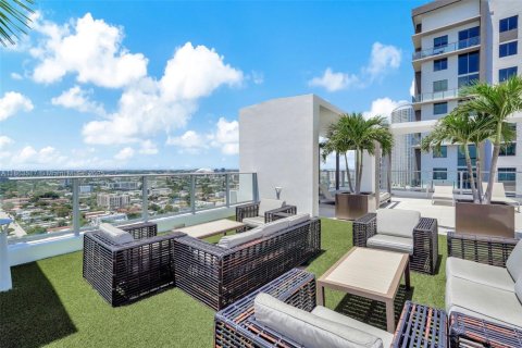 Купить кондоминиум в Майами, Флорида 1 спальня, 60.2м2, № 1891484 - фото 20