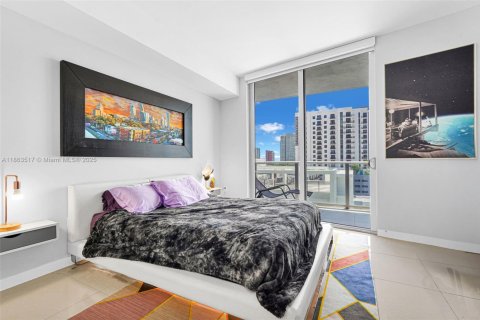 Купить кондоминиум в Майами, Флорида 1 спальня, 60.2м2, № 1891484 - фото 16