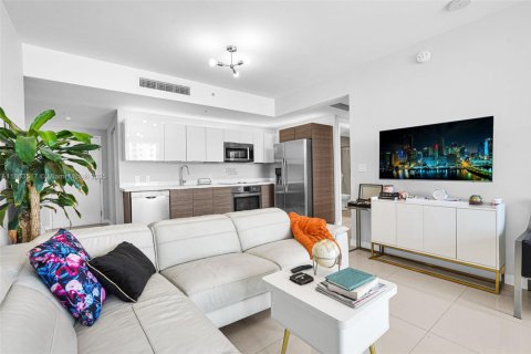 Купить кондоминиум в Майами, Флорида 1 спальня, 60.2м2, № 1891484 - фото 9