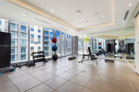 Купить кондоминиум в Майами, Флорида 1 спальня, 60.2м2, № 1891484 - фото 30