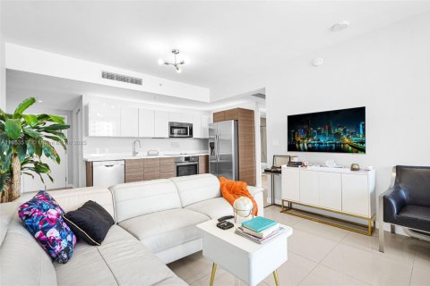 Купить кондоминиум в Майами, Флорида 1 спальня, 60.2м2, № 1891484 - фото 12