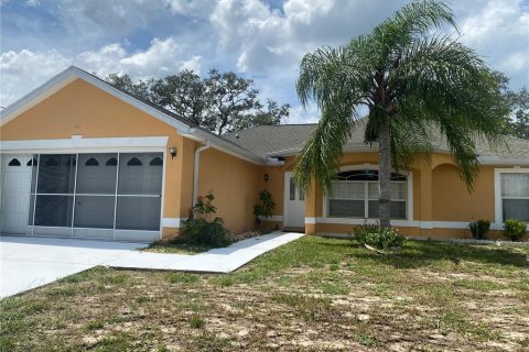 Casa en alquiler en Spring Hill, Florida, 3 dormitorios, 145.48 m2 № 1881431 - foto 1