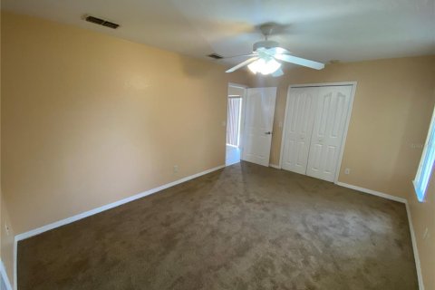 Casa en alquiler en Spring Hill, Florida, 3 dormitorios, 145.48 m2 № 1881431 - foto 17