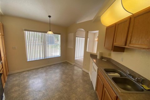 Casa en alquiler en Spring Hill, Florida, 3 dormitorios, 145.48 m2 № 1881431 - foto 14