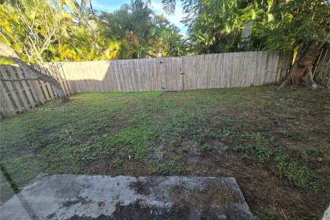 Villa ou maison à vendre à Miami, Floride: 3 chambres, 120.4 m2 № 2007592 - photo 9