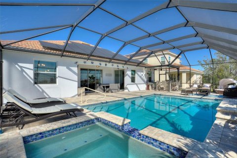 House in Four Corners, Florida 5 bedrooms, 241.45 sq.m. № 1820975 - photo 3