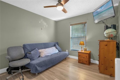 House in Orlando, Florida 3 bedrooms, 108.42 sq.m. № 2136336 - photo 16