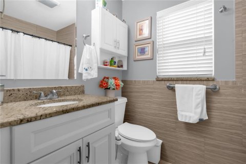 House in Orlando, Florida 3 bedrooms, 108.42 sq.m. № 2136336 - photo 17