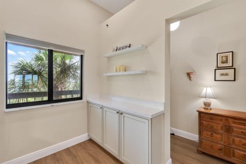 Condo in Jupiter, Florida, 2 bedrooms  № 2242127 - photo 18