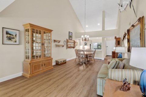 Condo in Jupiter, Florida, 2 bedrooms  № 2242127 - photo 9