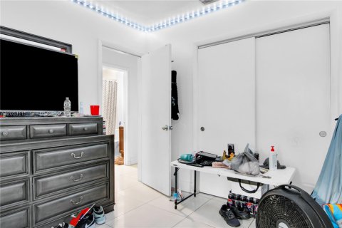 Immobilier commercial à vendre à Lauderhill, Floride: 209.03 m2 № 2185446 - photo 14