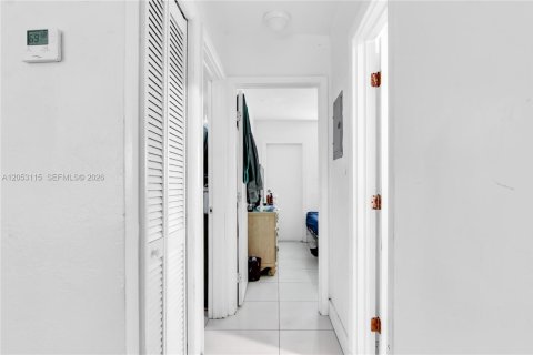 Immobilier commercial à vendre à Lauderhill, Floride: 209.03 m2 № 2185446 - photo 12