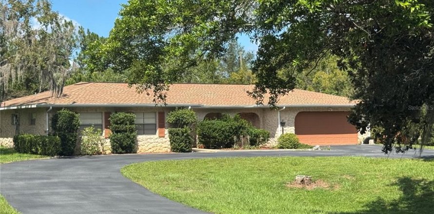 Villa ou maison à Inverness, Floride 3 chambres, 170.85 m2 № 1900314