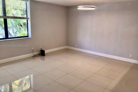 Condominio en venta en Aventura, Florida, 3 dormitorios, 128.21 m2 № 2058248 - foto 8