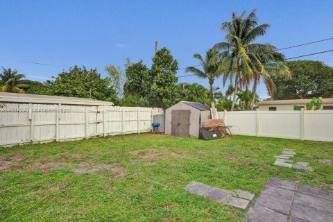 Villa ou maison à louer à West Park, Floride: 3 chambres, 139.73 m2 № 2046632 - photo 14