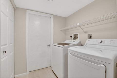 Copropriété à vendre à Boca Raton, Floride: 2 chambres, 117.34 m2 № 2087952 - photo 26