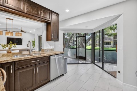 Copropriété à vendre à Boca Raton, Floride: 2 chambres, 117.34 m2 № 2087952 - photo 14