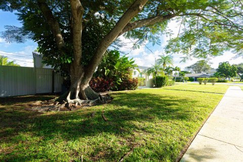 Villa ou maison à vendre à North Palm Beach, Floride: 3 chambres, 146.14 m2 № 2084106 - photo 4